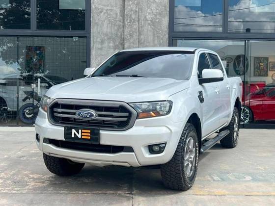 FORD RANGER 2.2 XLS 4X4 CD 16V DIESEL 4P AUTOMÁTICO FORD RANGER 2.2 XLS 4X4 CD 16V DIESEL 4P AUTOMÁTICO